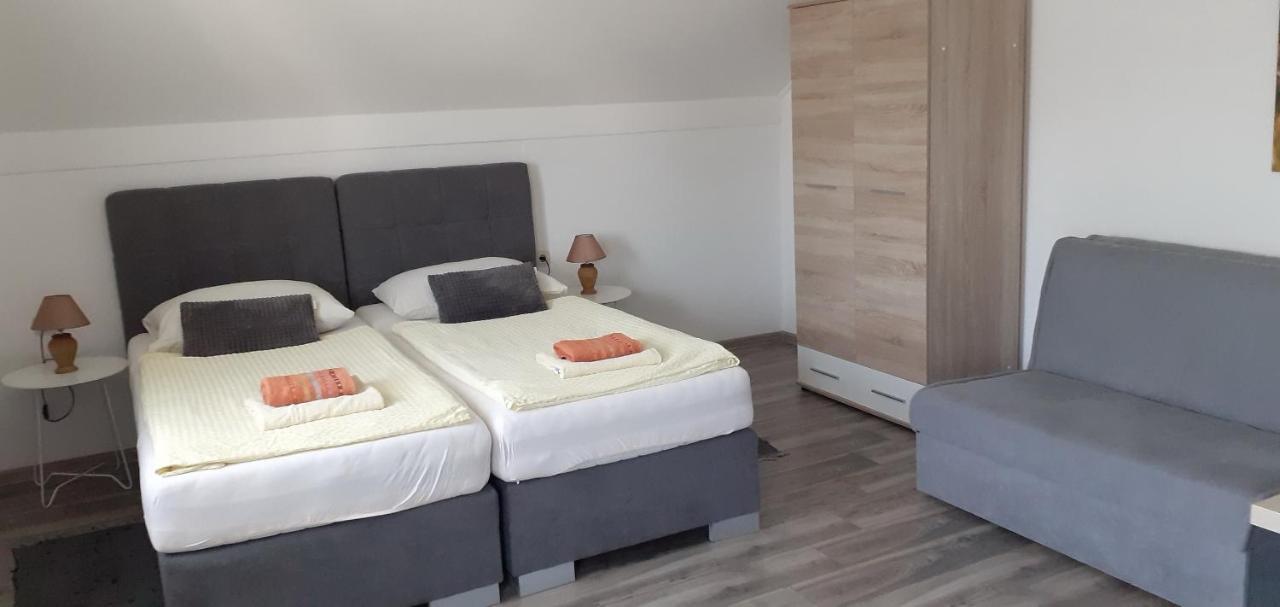 Guesthouse Sara Grabovac  Ngoại thất bức ảnh