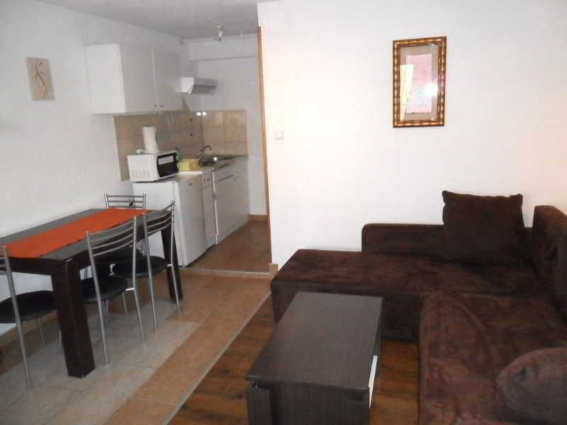 Guesthouse Sara Grabovac  Ngoại thất bức ảnh