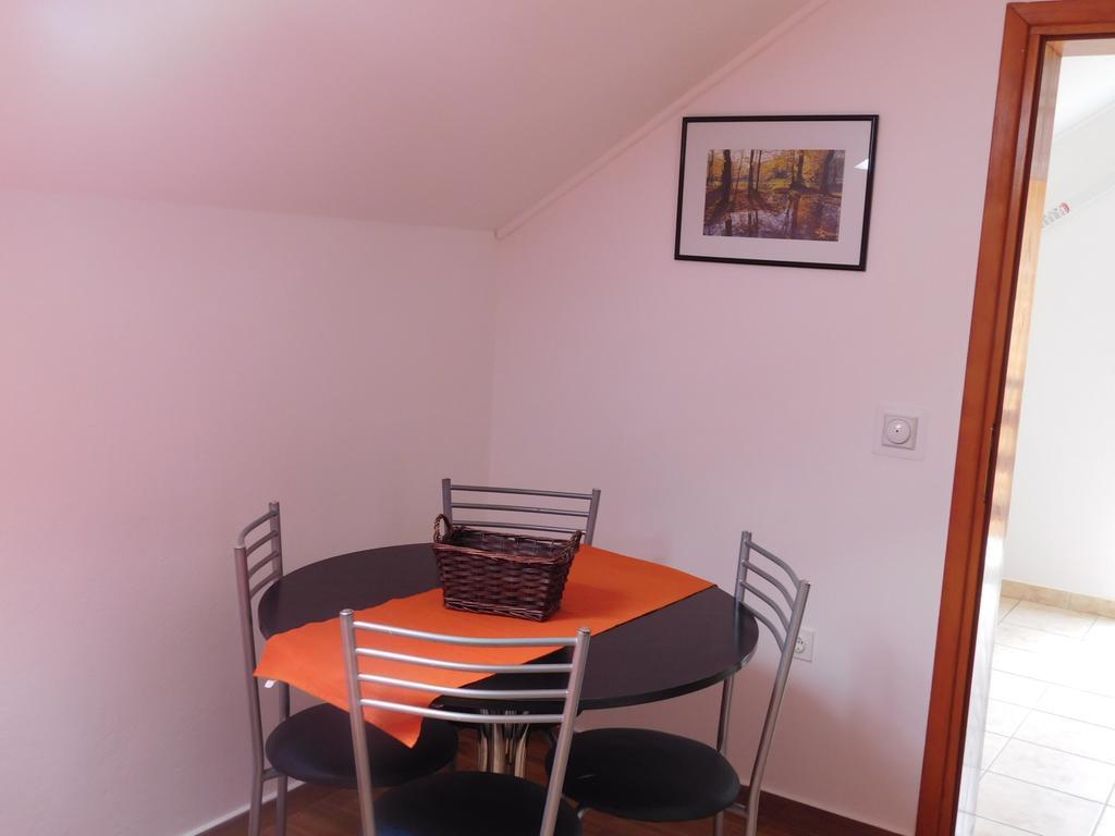 Guesthouse Sara Grabovac  Ngoại thất bức ảnh