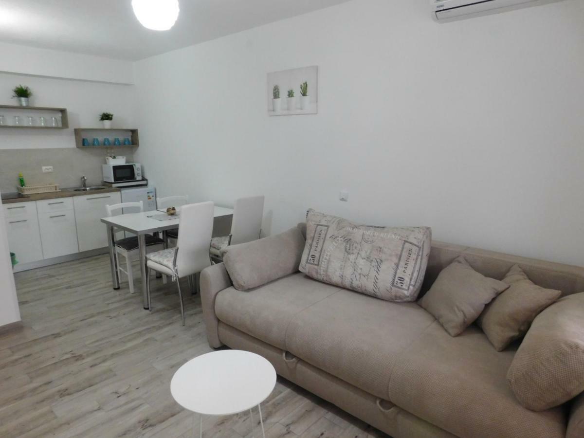 Guesthouse Sara Grabovac  Ngoại thất bức ảnh