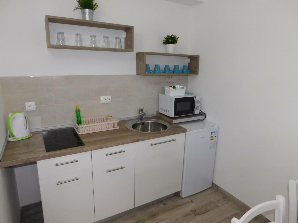Guesthouse Sara Grabovac  Ngoại thất bức ảnh